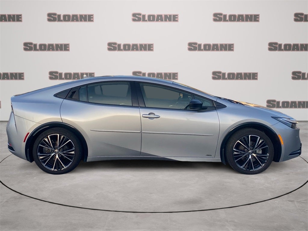 2023 Toyota PRIUS XLE