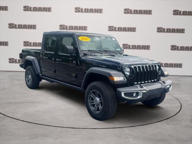 2023 Jeep Gladiator Sport