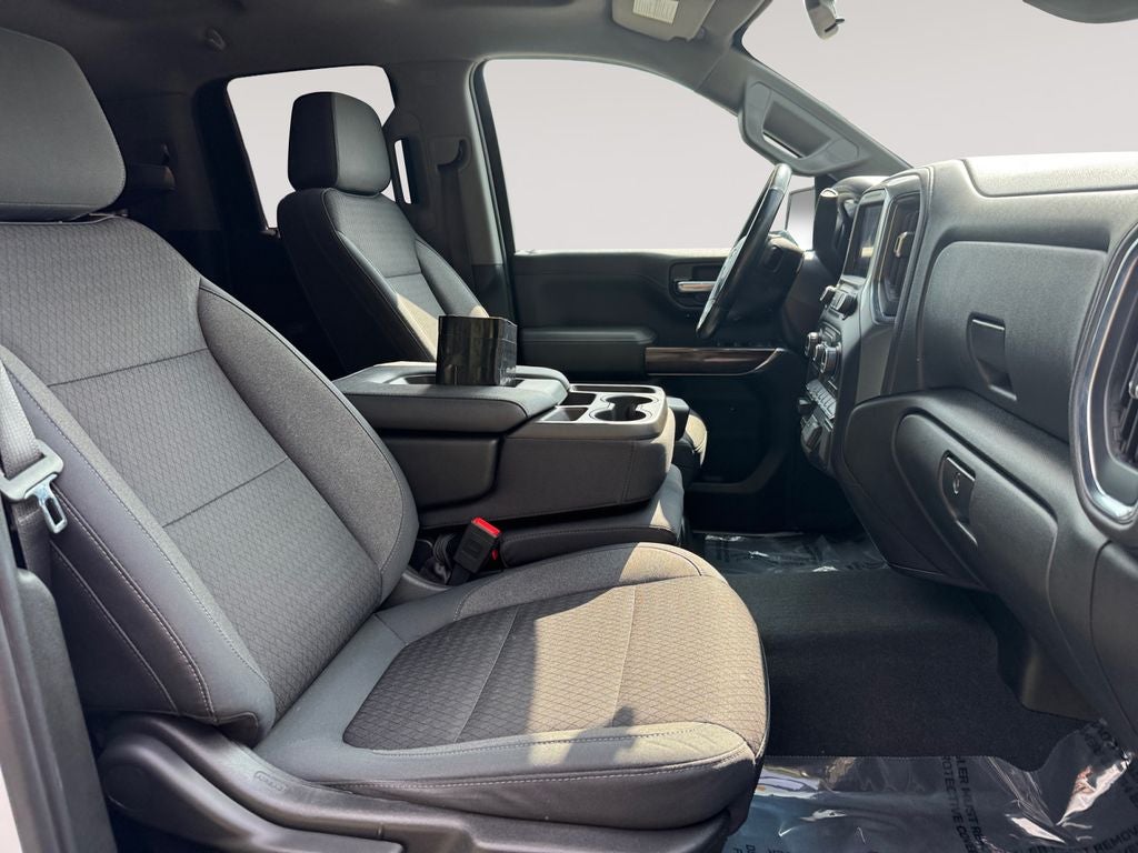 2019 Chevrolet Silverado RST