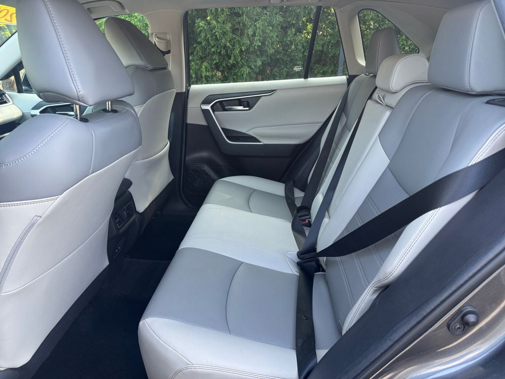 2021 Toyota RAV4 XLE Premium