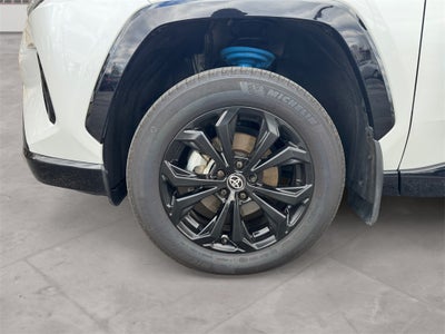 2024 Toyota RAV4 HYBRID SE
