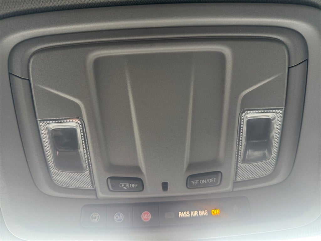 2021 Chevrolet Silverado Custom