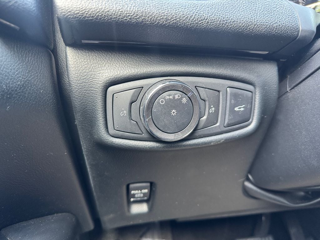 2016 Lincoln MKZ Base