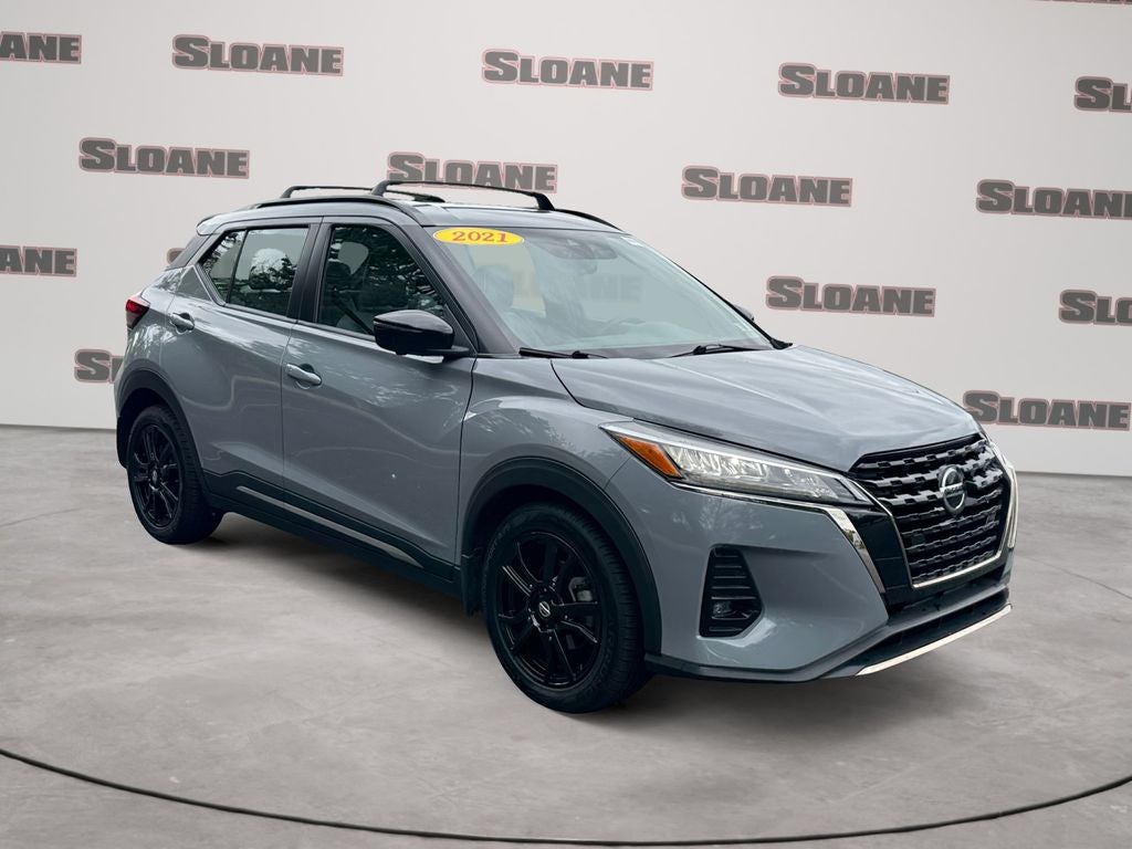2021 Nissan Kicks SR