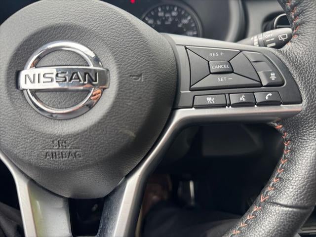 2021 Nissan Kicks SR