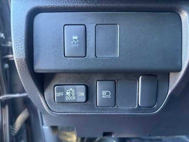 2023 Toyota TACOMA SR SR V6