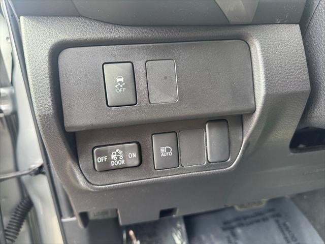 2023 Toyota TACOMA SR5 SR5 V6