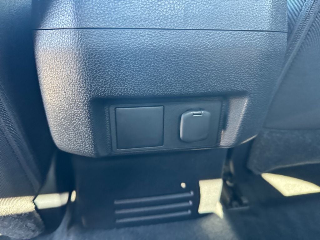 2025 Toyota TACOMA SR5 SR5