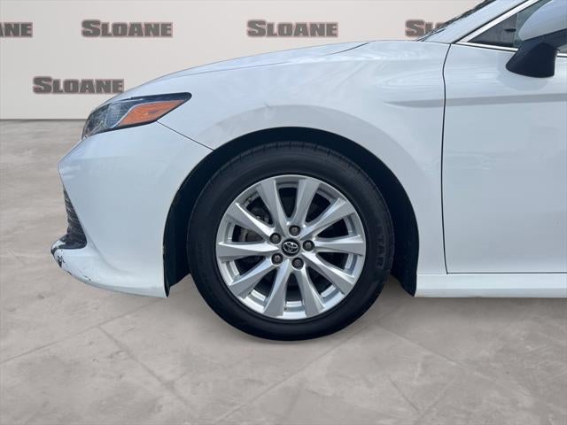 2018 Toyota CAMRY LE
