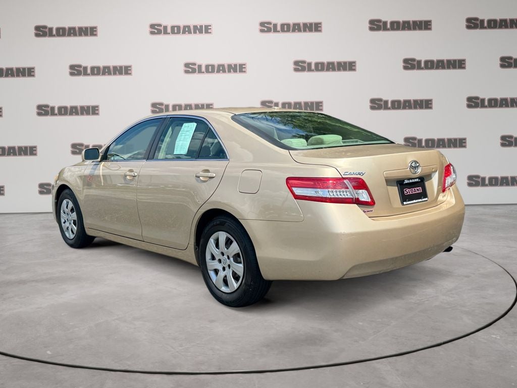 2011 Toyota CAMRY LE