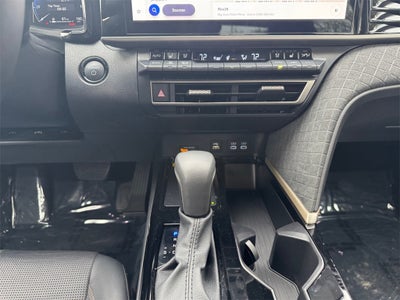 2025 Toyota CAMRY XLE