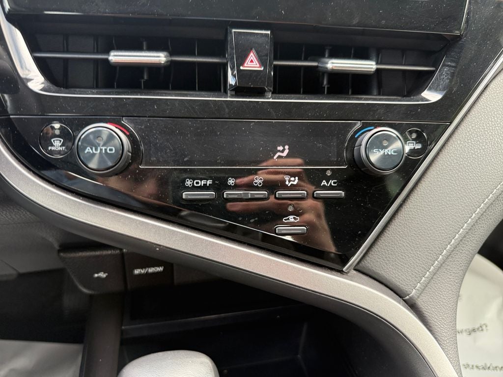 2023 Toyota CAMRY SE