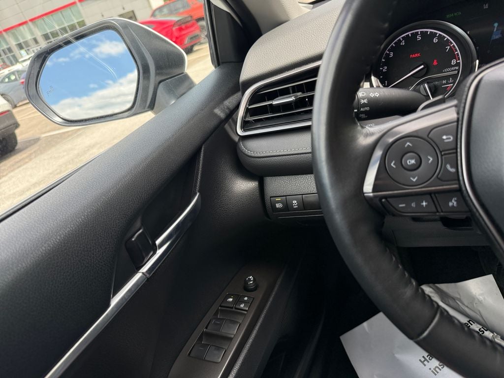 2023 Toyota CAMRY SE