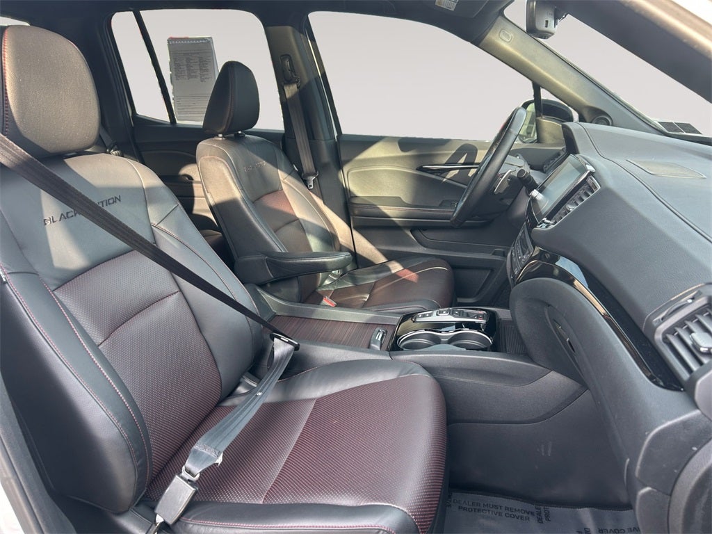 2022 Honda Ridgeline Black Edition