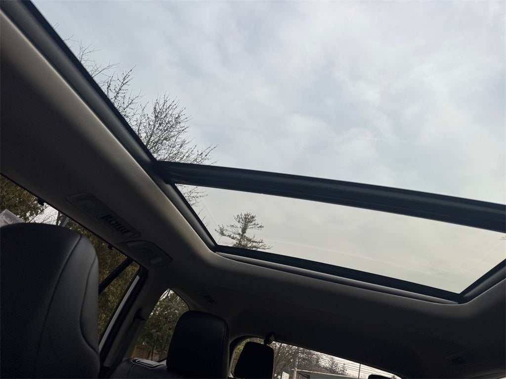 2024 Toyota GRAND HIGHLANDER HV XLE