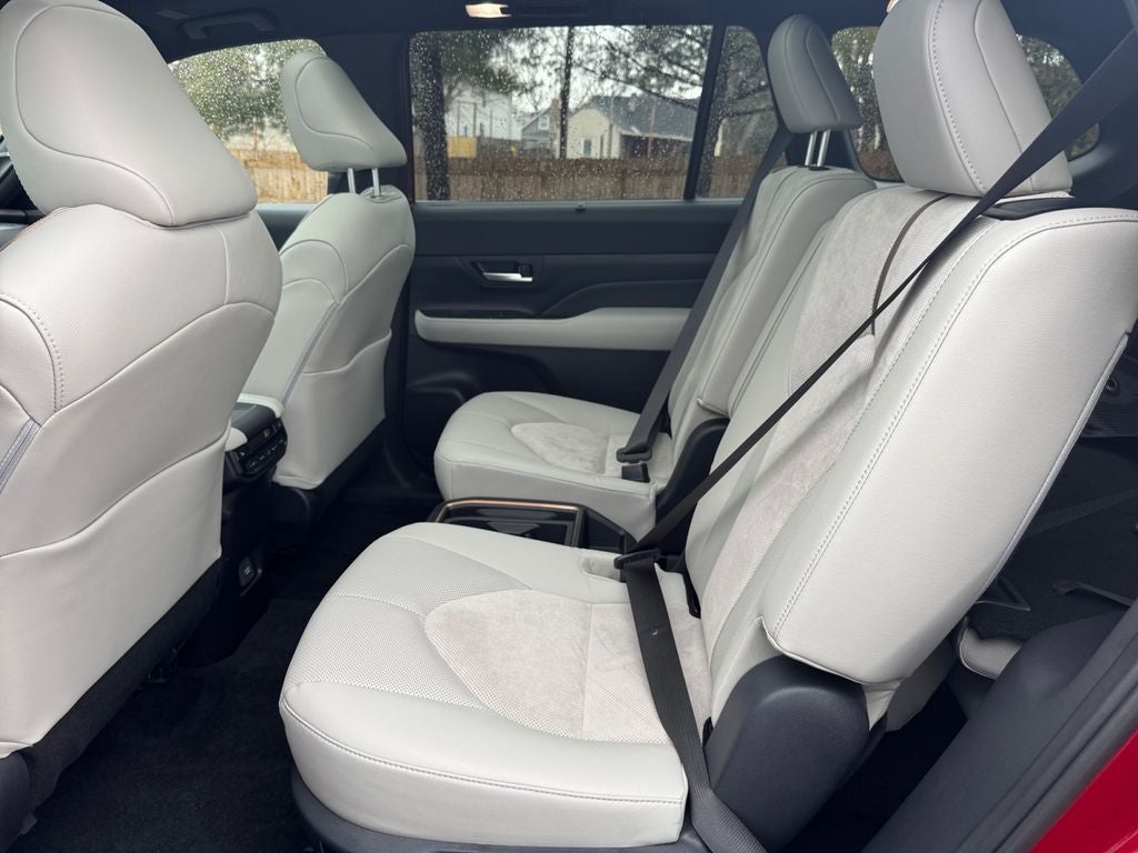 2026 Toyota GRAND HIGHLANDER HEV MAX Limited