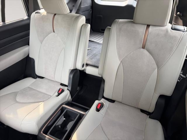 2024 Toyota Grand Highlander Hybrid MAX Platinum