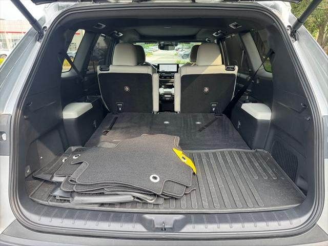 2024 Toyota Grand Highlander Hybrid MAX Platinum