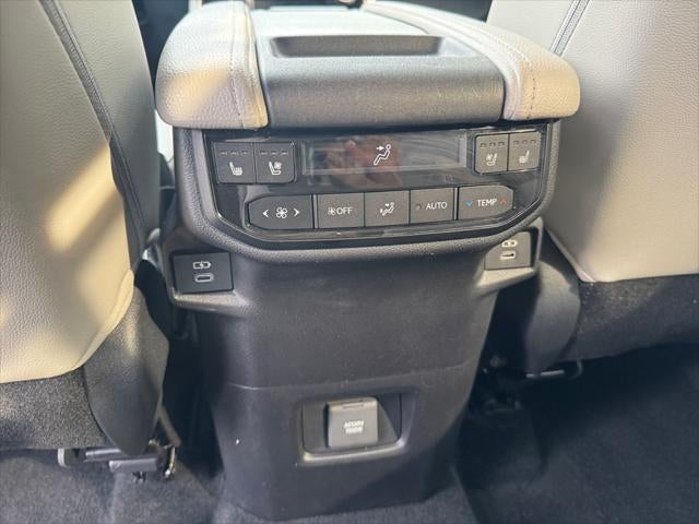2024 Toyota Grand Highlander Hybrid MAX Platinum
