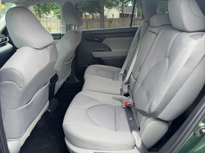 2023 Toyota Highlander Hybrid LE