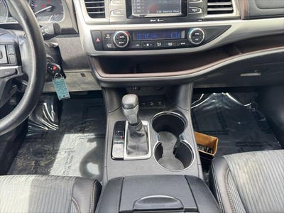 2015 Toyota HIGHLANDER LE Plus V6