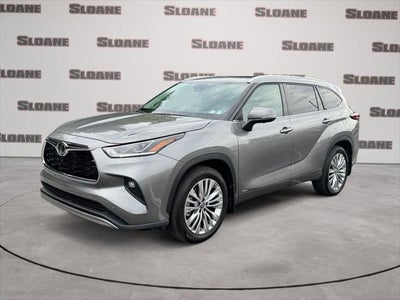 2026 Toyota Highlander Hybrid Platinum