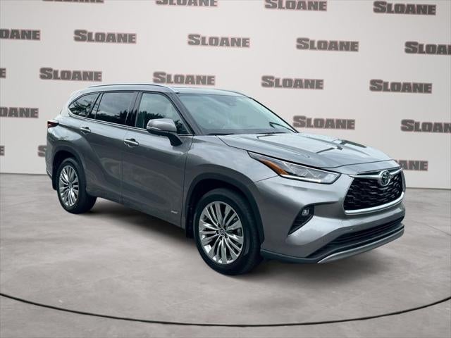 2026 Toyota Highlander Hybrid Platinum
