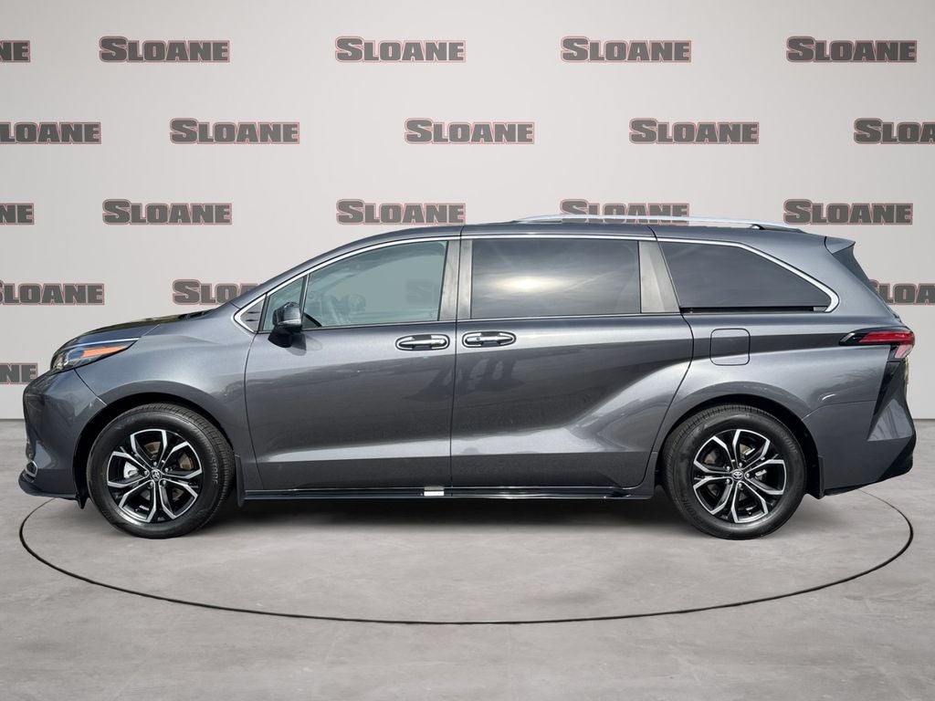 2025 Toyota SIENNA PLT AWD Platinum 7 Passenger