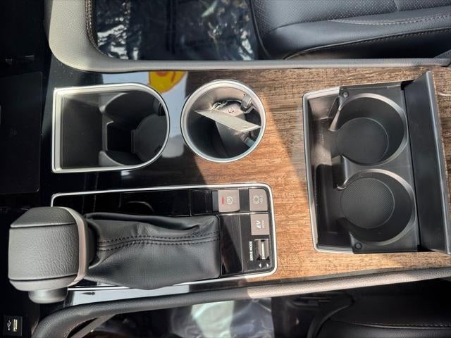 2025 Toyota SIENNA PLT AWD Platinum 7 Passenger