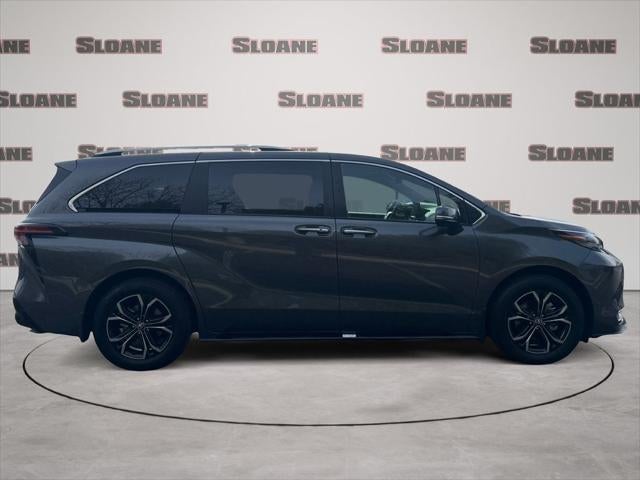 2025 Toyota SIENNA PLT AWD Platinum 7 Passenger