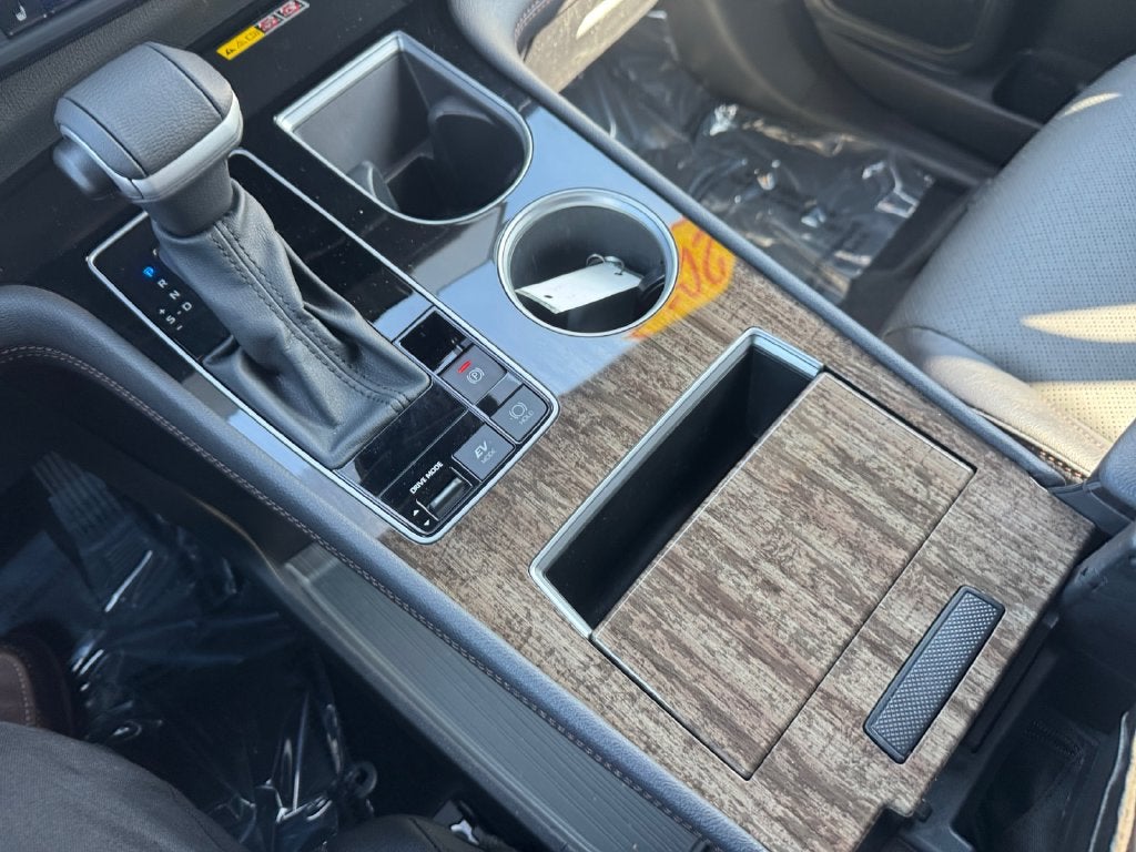 2026 Toyota Sienna Platinum 7 Passenger