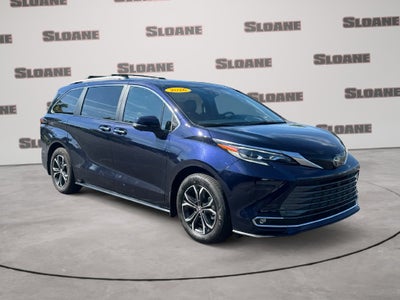 2026 Toyota Sienna Platinum 7 Passenger
