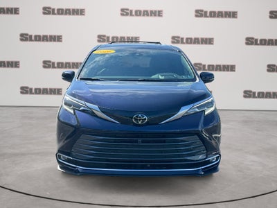 2026 Toyota Sienna Platinum 7 Passenger
