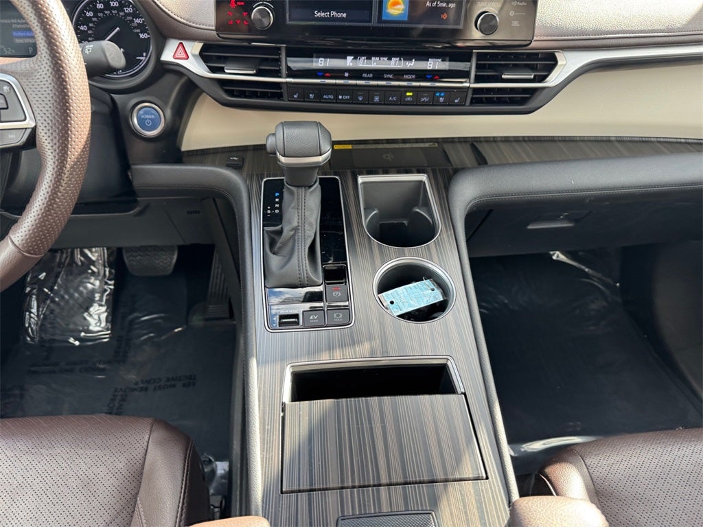 2023 Toyota SIENNA PLT AWD Platinum 7 Passenger