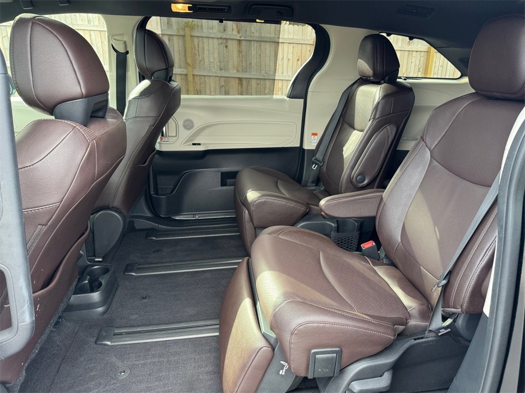 2023 Toyota SIENNA PLT AWD Platinum 7 Passenger