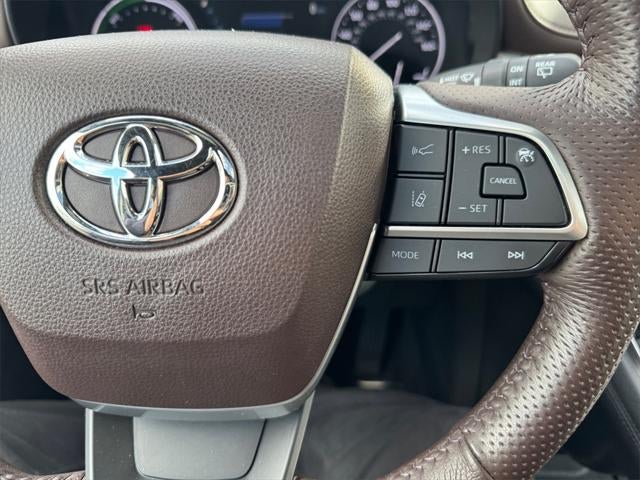 2023 Toyota SIENNA PLT AWD Platinum 7 Passenger