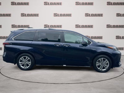 2024 Toyota Sienna Platinum 7 Passenger