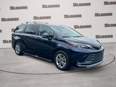 2024 Toyota Sienna Platinum 7 Passenger