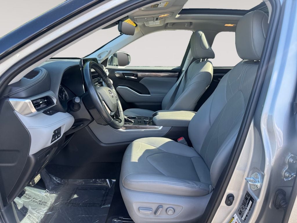 2021 Toyota Highlander Platinum