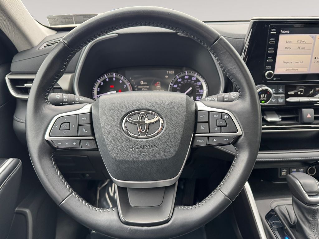 2022 Toyota HIGHLANDER XLE