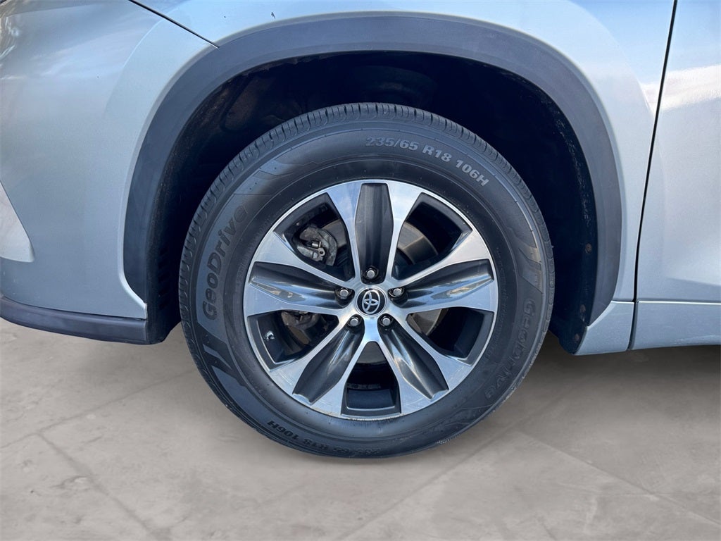 2022 Toyota HIGHLANDER HYBRD XLE