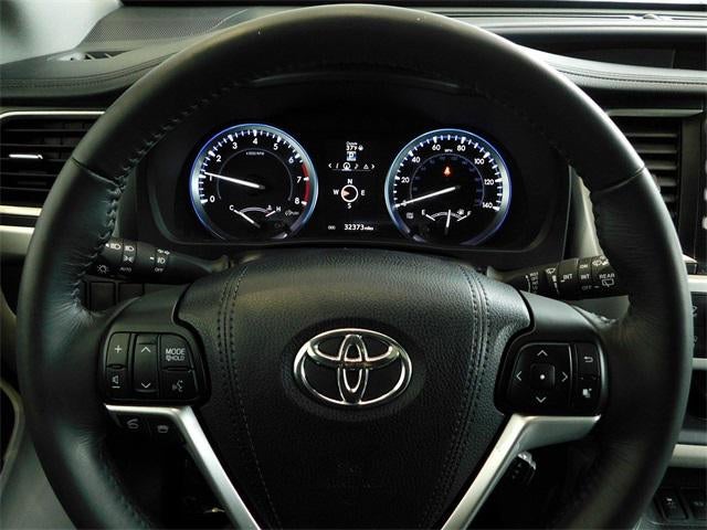 2016 Toyota Highlander XLE V6