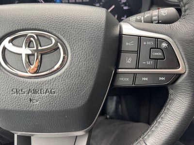 2025 Toyota Sienna XLE 7 Passenger