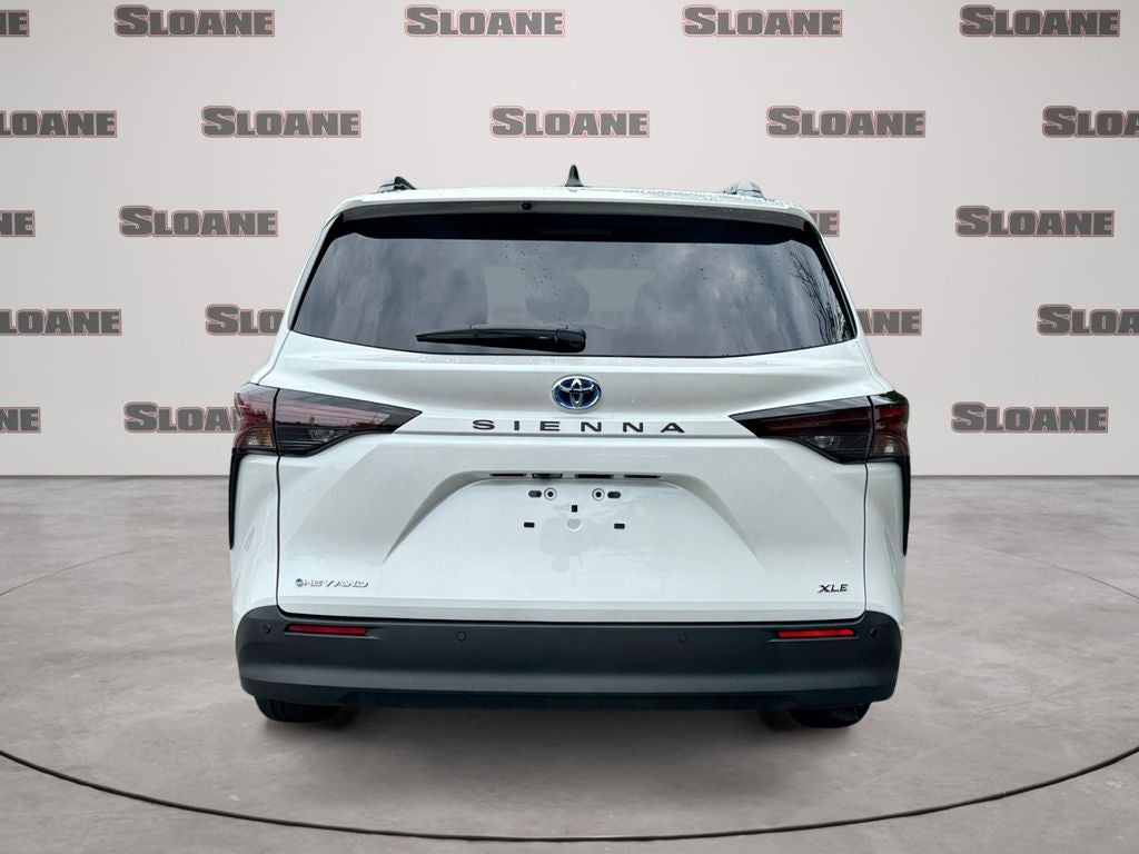 2025 Toyota Sienna XLE 7 Passenger