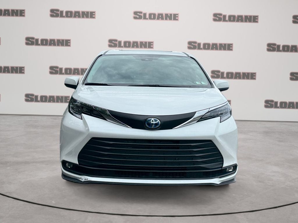 2025 Toyota Sienna XLE 7 Passenger