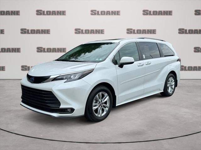 2025 Toyota Sienna XLE 7 Passenger