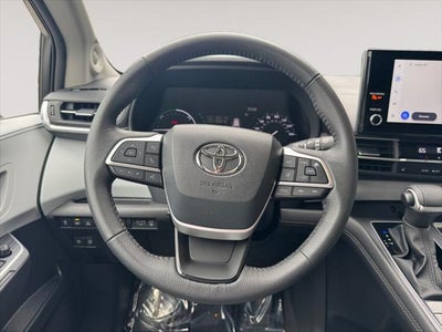2025 Toyota Sienna XLE 7 Passenger