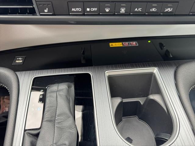 2025 Toyota Sienna XLE 7 Passenger
