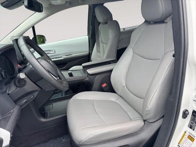 2025 Toyota Sienna XLE 7 Passenger
