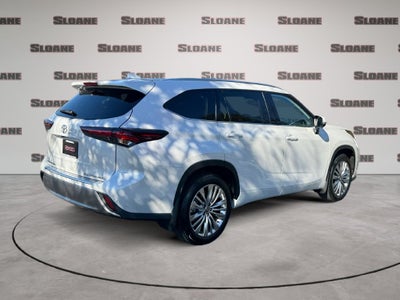 2026 Toyota Highlander Platinum